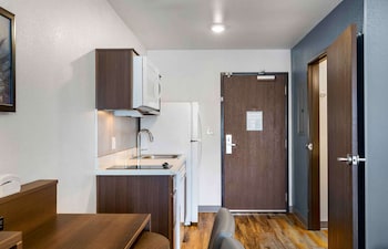 extended stay america suites boston saugus