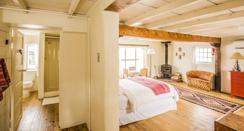 taos goji farm and eco lodge retreat