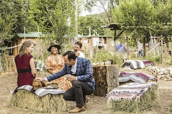 taos goji farm and eco lodge retreat