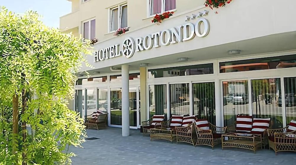 hotel rotondo