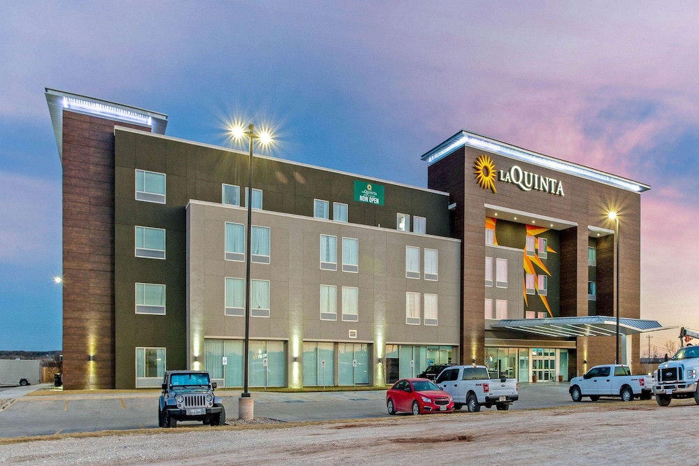 La Quinta Inn & Suites By Wyndham Sweetwater East,Nolan>>Abilene,3 star