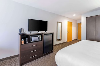 comfort inn and suites