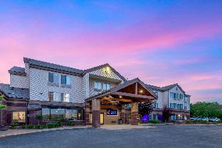 comfort inn and suites