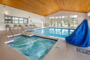 comfort inn and suites