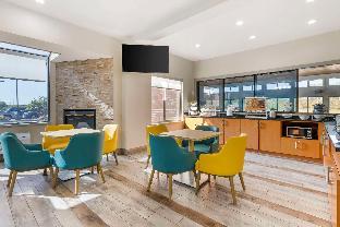 comfort inn and suites