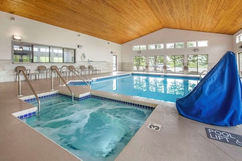 comfort inn and suites