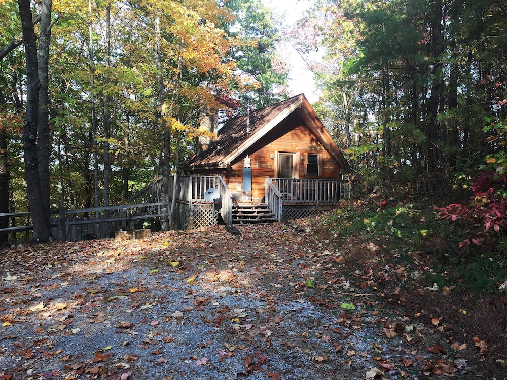 gatlinburg adventure cabins