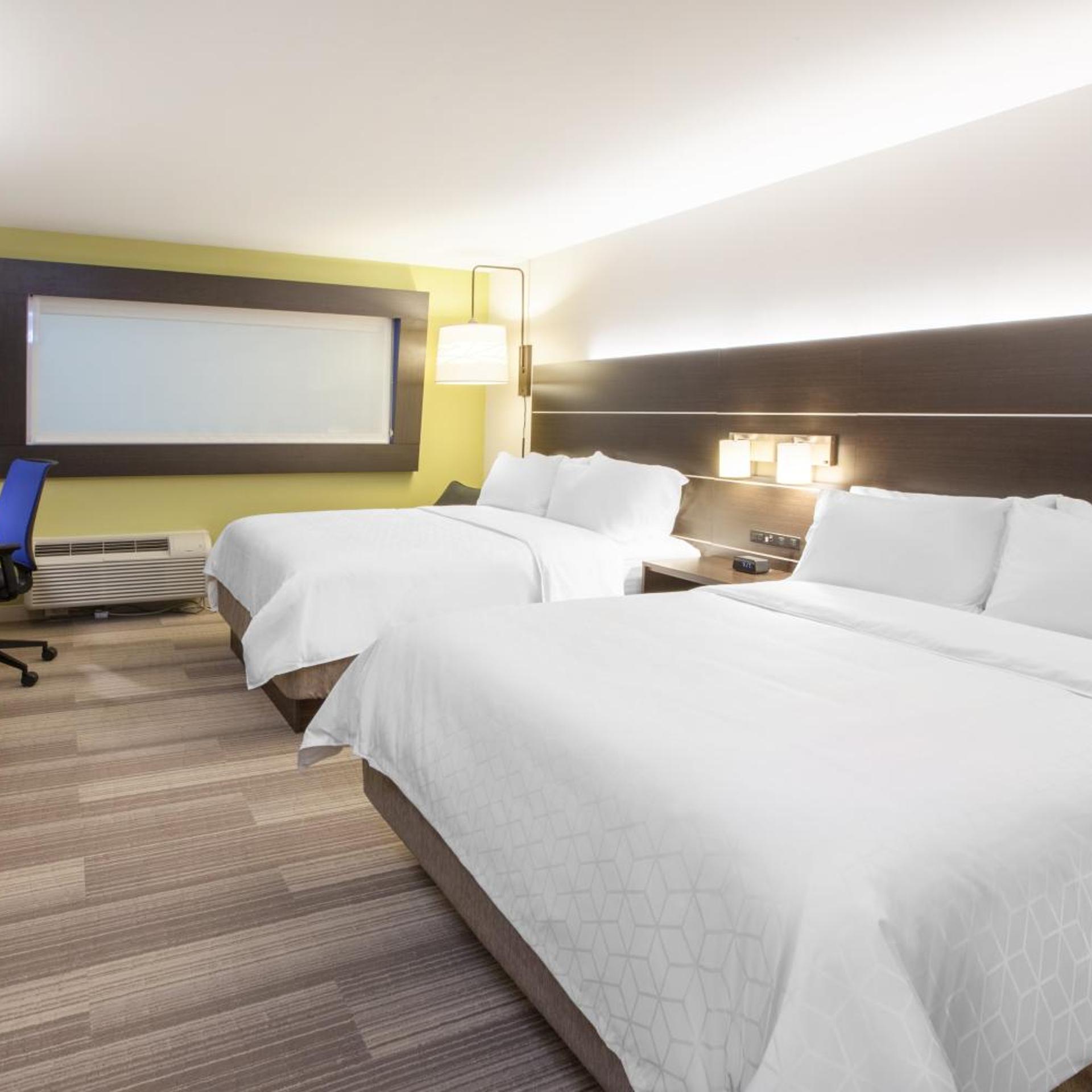 holiday inn express and suites atlanta n woodstock