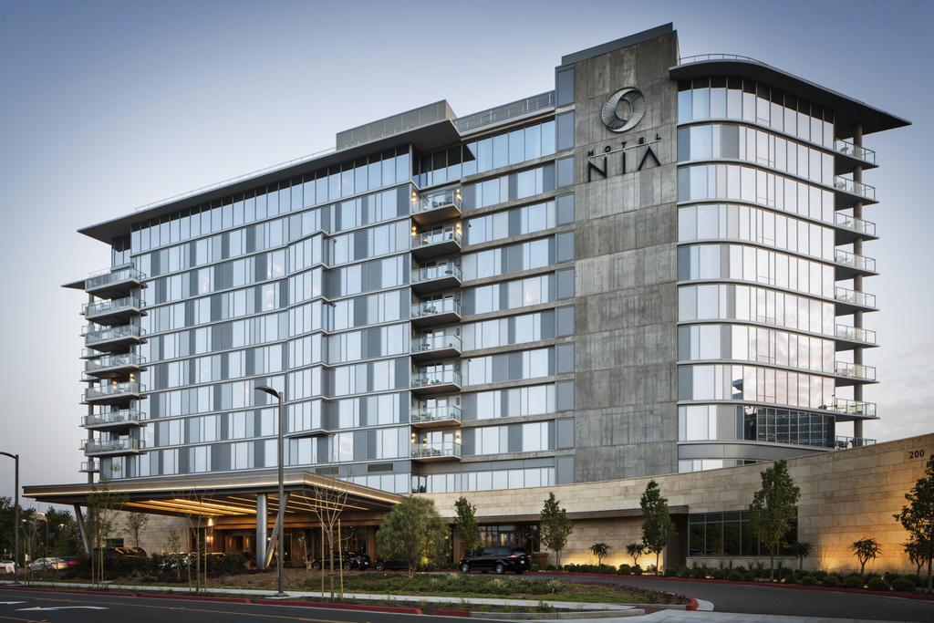 hotel nia autograph collection