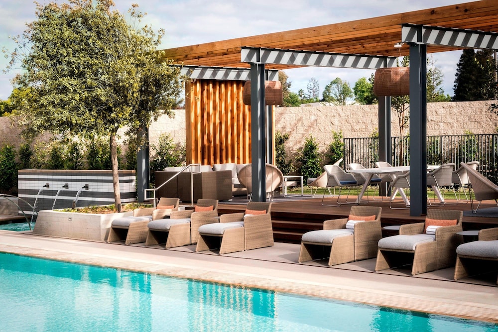 hotel nia autograph collection