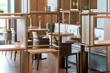 hotel nia autograph collection