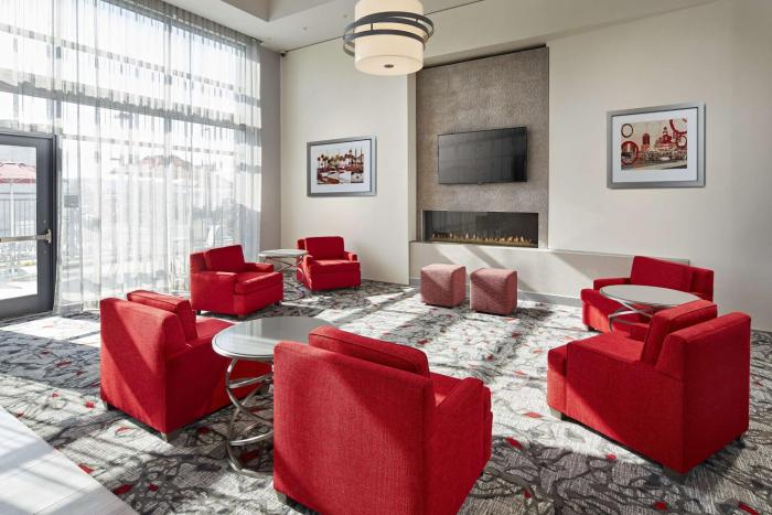 hampton inn long beach airport