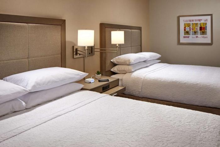 hampton inn long beach airport