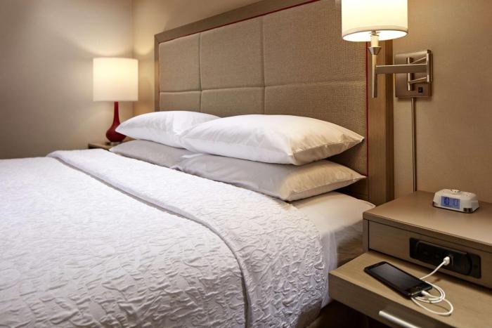 hampton inn long beach airport