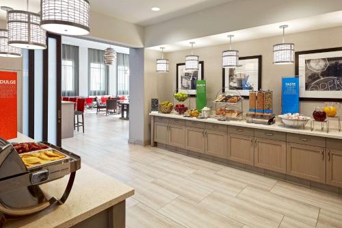 hampton inn long beach airport