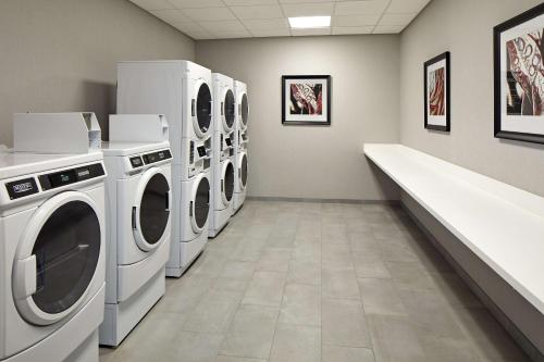 hampton inn long beach airport