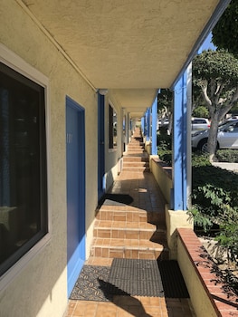kings lodge motel
