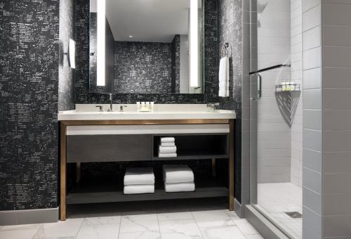 le meridien houston downtown