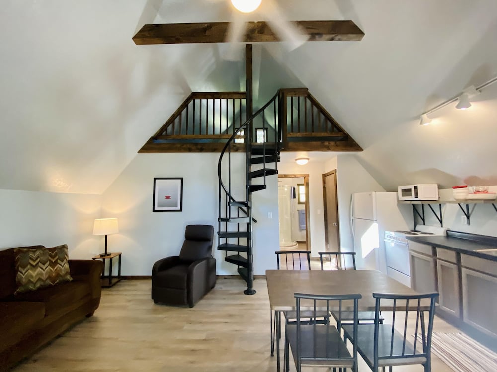 calm waters cabin resort