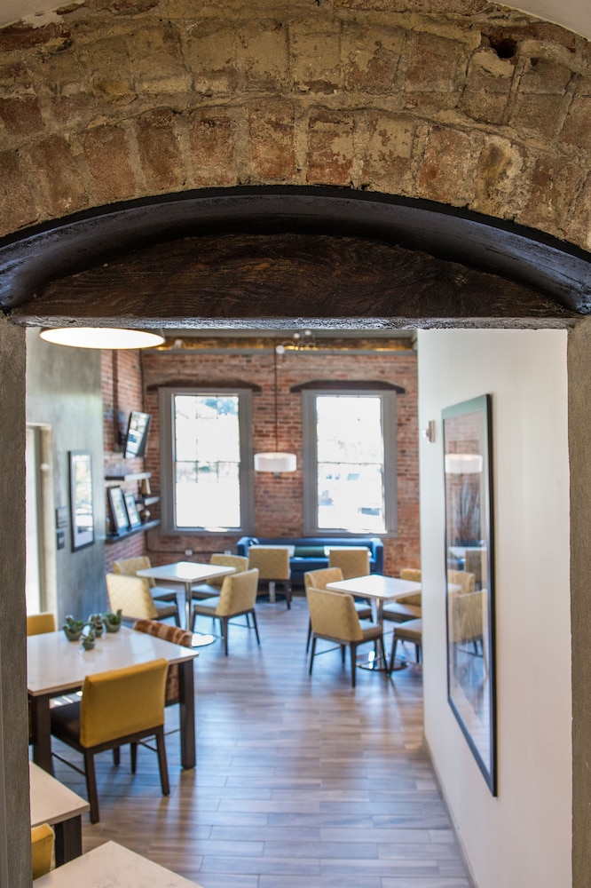 hampton inn petaluma ca