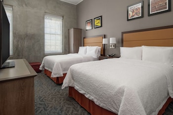 hampton inn petaluma ca