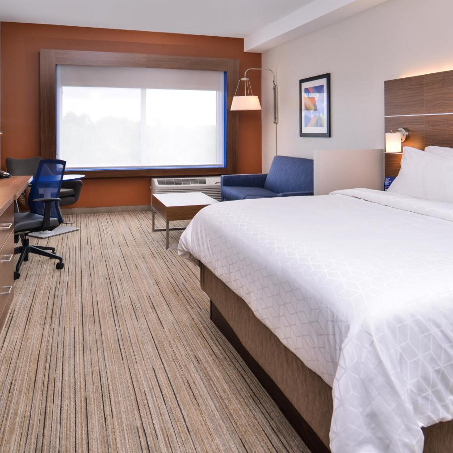 holiday inn express and suites farmville by ihg