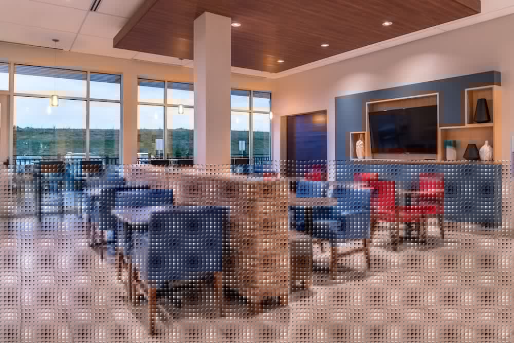 holiday inn express and suites farmville by ihg