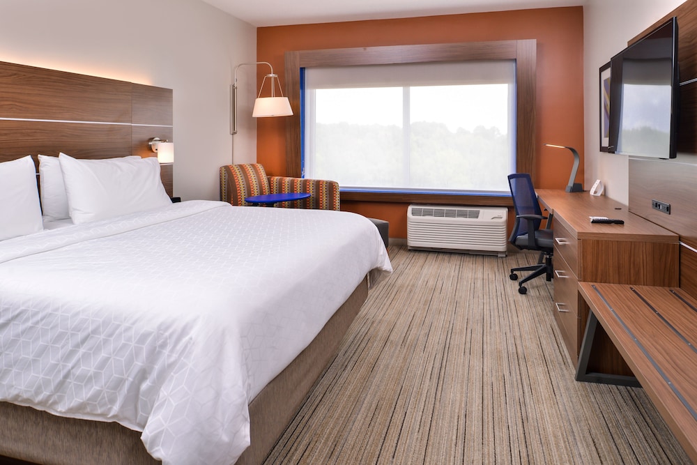 holiday inn express and suites farmville by ihg