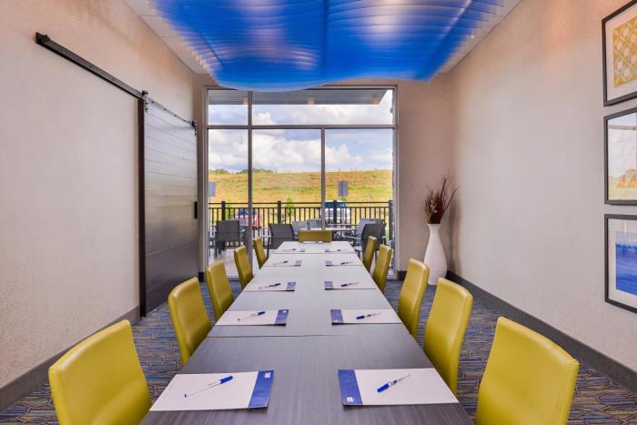 holiday inn express and suites farmville by ihg