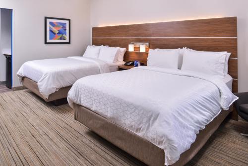holiday inn express and suites farmville by ihg