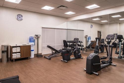 holiday inn express and suites farmville by ihg