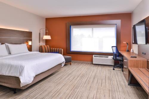 holiday inn express and suites farmville by ihg