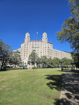 arlington resort hotel and spa