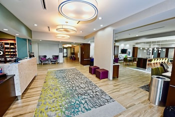 Hampton Inn Kirksville,Kirksville>>Adair,3 star