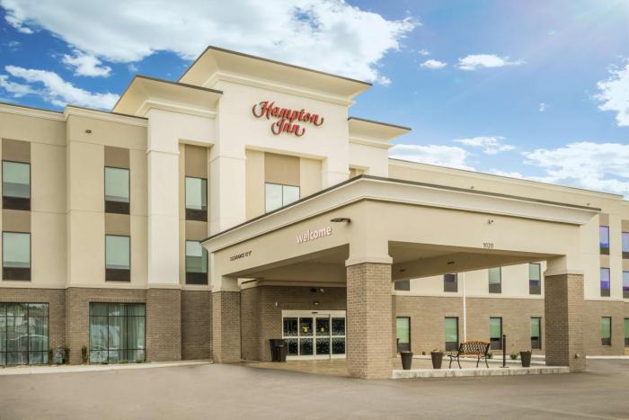 hampton inn newport