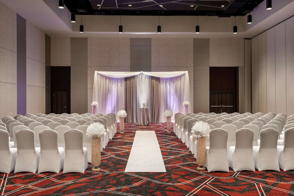 embassy suites by hilton noblesville indianapolis convention center