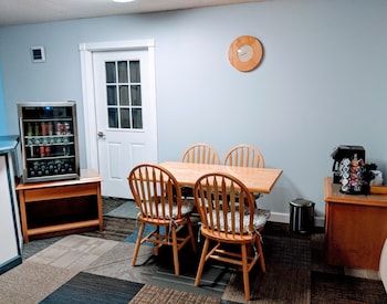 executive inn thomson