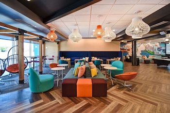tru by hilton salt lake city airport