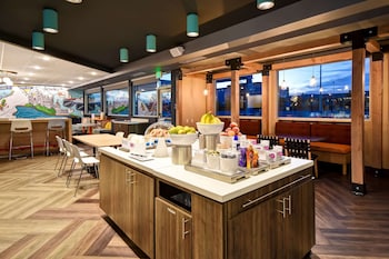 tru by hilton salt lake city airport