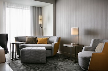 courtyard by marriott albion