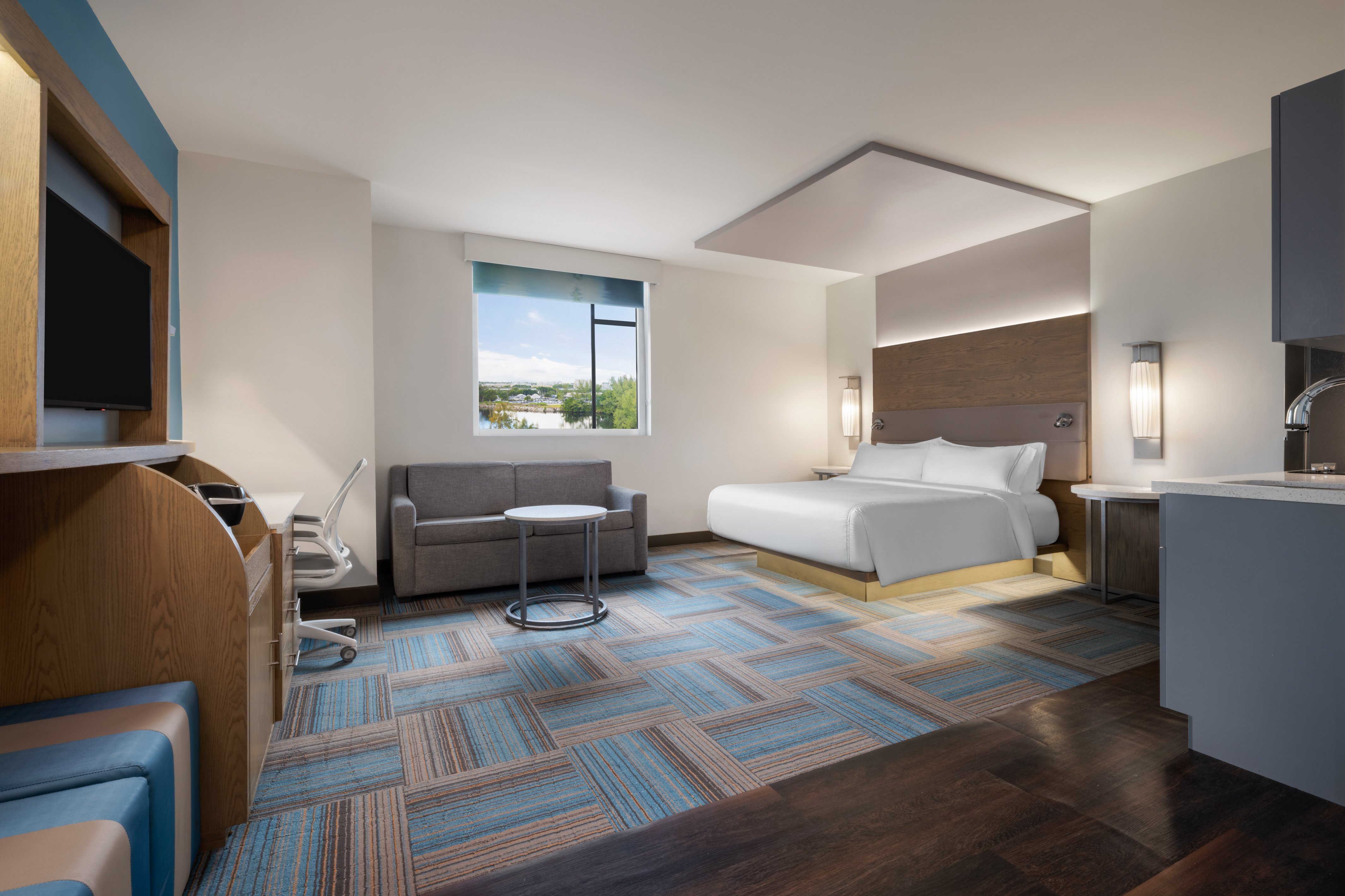 even hotel miami airport by ihg