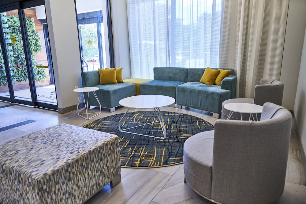 even hotel miami airport by ihg