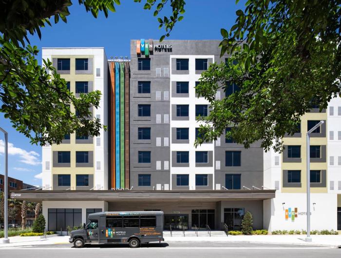 even hotel miami airport by ihg