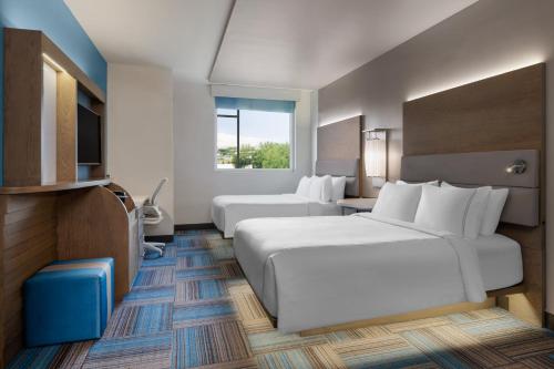 even hotel miami airport by ihg