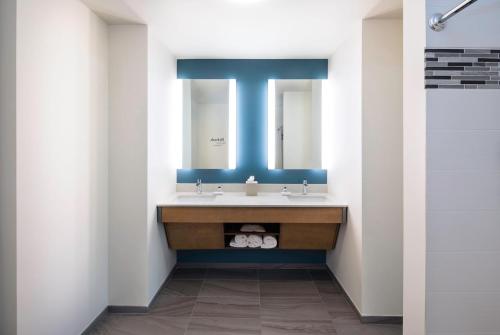 even hotel miami airport by ihg
