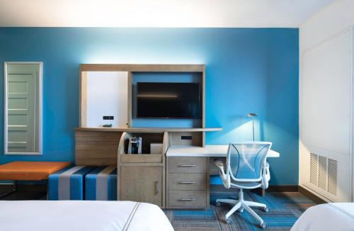 even hotel miami airport by ihg