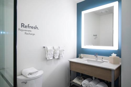 even hotel miami airport by ihg