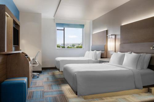 even hotel miami airport by ihg