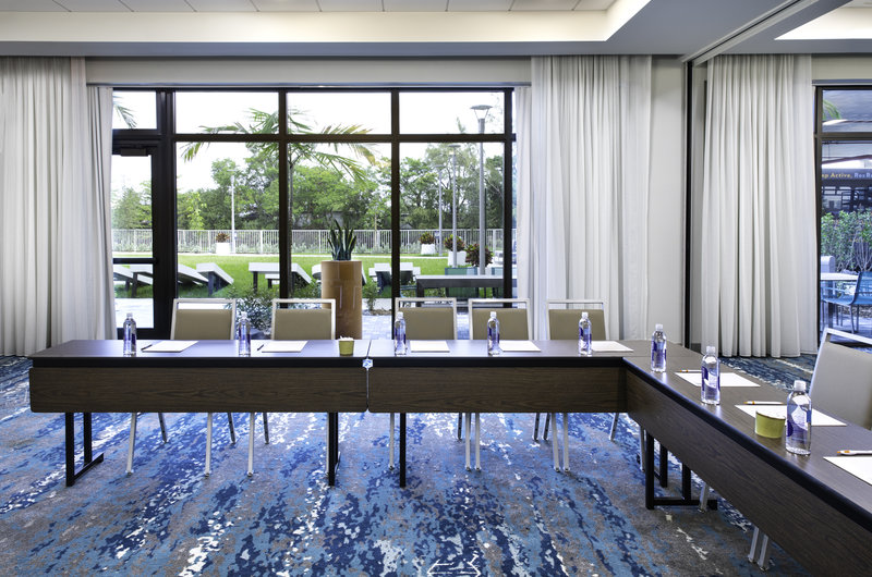 even hotel miami airport an ihg hotel