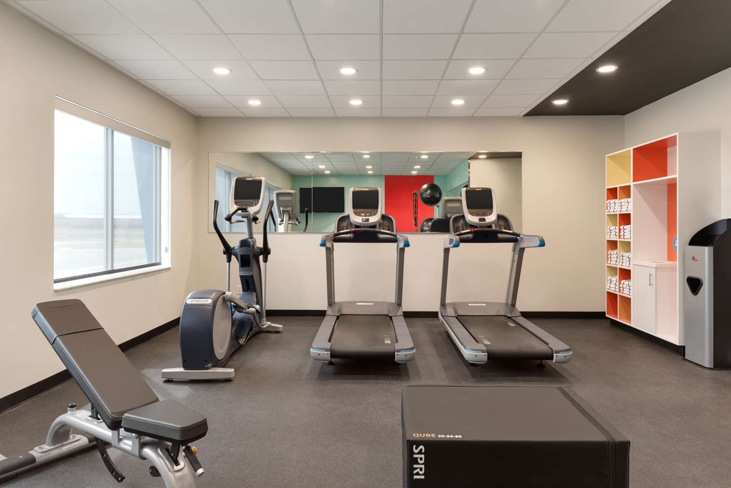 tru by hilton cedar rapids westdale